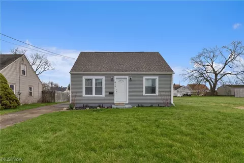 415 N Glenellen Ave, Youngstown, OH 44509
