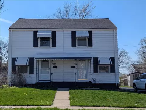 1490 E 250th St, Euclid, OH 44117