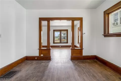 Living - 1631 W 8th St, Ashtabula, OH 44004 photo 2 of 3