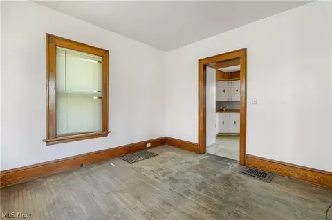 Living - 1631 W 8th St, Ashtabula, OH 44004 photo 3 of 3