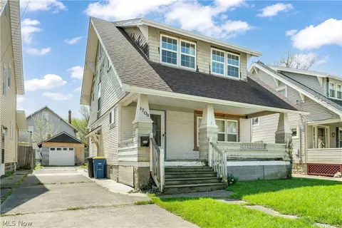 1708 W 8th St, Ashtabula, OH 44004 photo 2