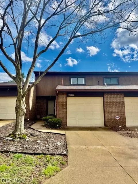 286 Millcreek Dr, Akron, OH 44307