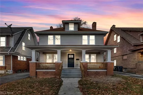 3299 Yorkshire Rd, Cleveland Heights, OH 44118