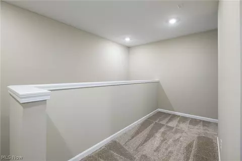 Entry Way - 945 Memory Ln # -4, Aurora, OH 44202 photo 8 of 9