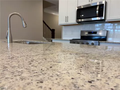 Kitchen - 945 Memory Ln # -4, Aurora, OH 44202 photo 3 of 3