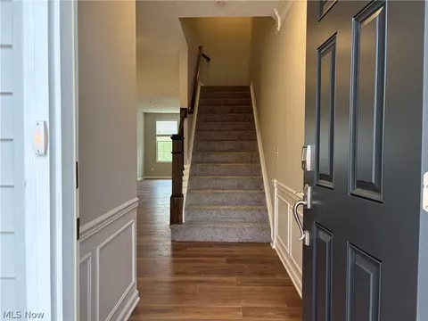 Entry Way - 945 Memory Ln # -4, Aurora, OH 44202 photo 1 of 9