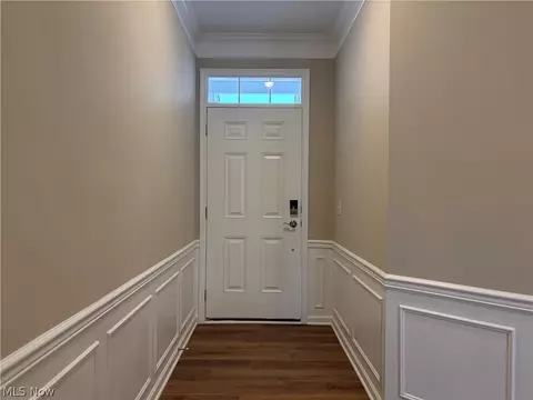 Entry Way - 945 Memory Ln # -4, Aurora, OH 44202 photo 2 of 9