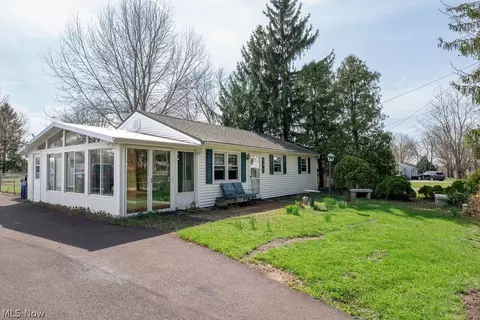 602 Frost Rd, Streetsboro, OH 44241