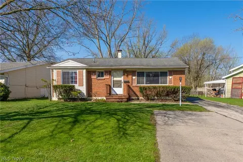 4465 Burkey Rd, Austintown, OH 44515