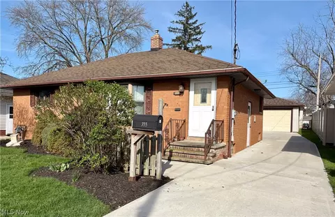 355 Gayle Dr, Sheffield Lake, OH 44054