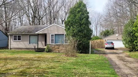 6558 Mentor Park Blvd, Mentor, OH 44060