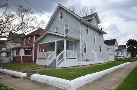 486 Howe St, Akron, OH 44307