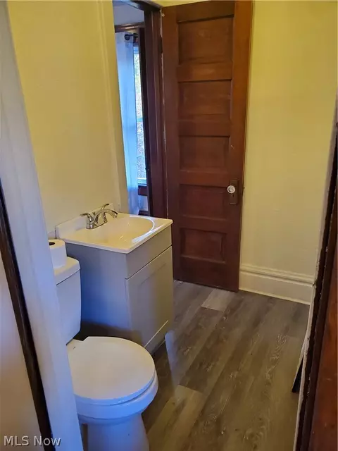 830 Sumner St, Akron, OH 44311 photo 32