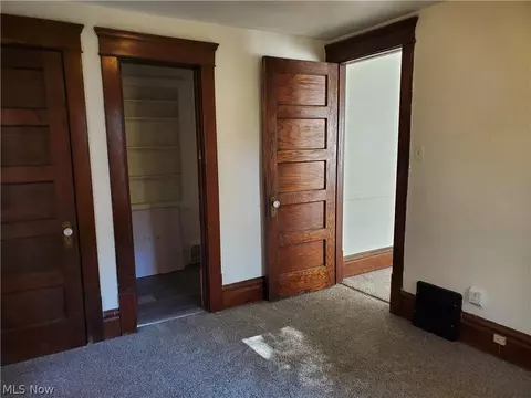 830 Sumner St, Akron, OH 44311 photo 19