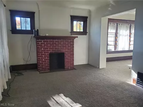 830 Sumner St, Akron, OH 44311 photo 22