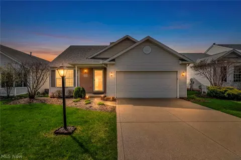 12804 Heritage Trl, North Royalton, OH 44133