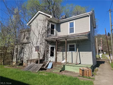 612 Ross St, Steubenville, OH 43952