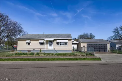 1132 Battles Ave, Akron, OH 44314