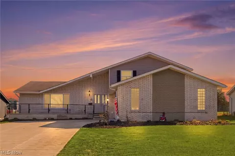 13901 Bennington Blvd, Middleburg Heights, OH 44130