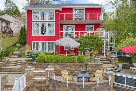 405 Snow Ave, Coventry, OH 44319