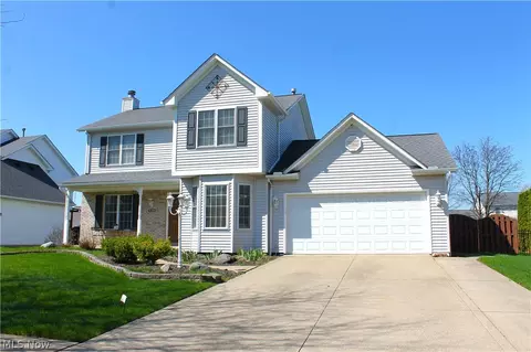 1086 Middlefield Trl, Brunswick, OH 44212