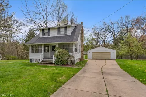3827 Frederick St, Youngstown, OH 44515