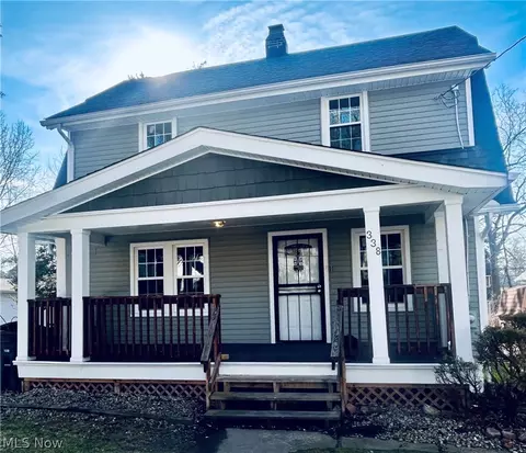 338 Noah Ave, Akron, OH 44320