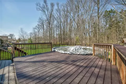 Exterior - 39896 Hope Ct, Elyria, OH 44035 photo 7 of 9