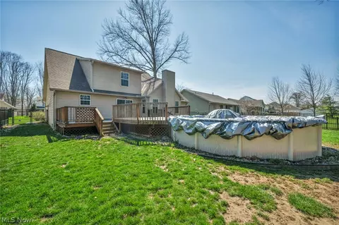 Exterior - 39896 Hope Ct, Elyria, OH 44035 photo 8 of 9