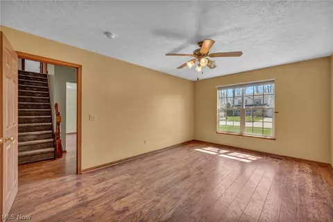 Living - 39896 Hope Ct, Elyria, OH 44035 photo 7 of 7