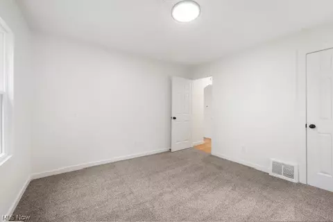 Bedroom - 1146 Packard Dr, Akron, OH 44320 photo 3 of 7