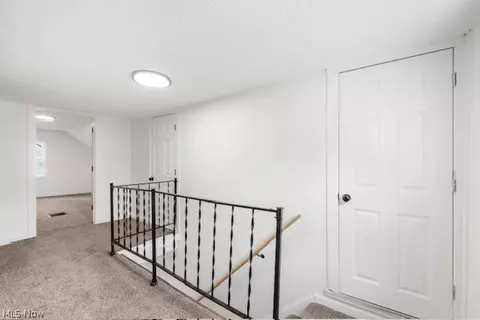Entry Way - 1146 Packard Dr, Akron, OH 44320 photo 5 of 6