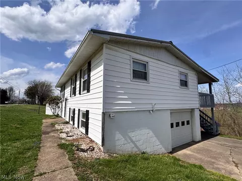 60945 Sandy Ridge Rd, Barnesville, OH 43713 photo 4