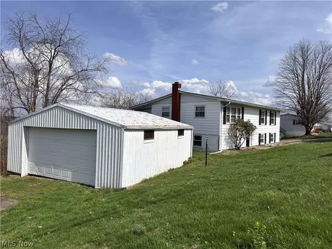 60945 Sandy Ridge Rd, Barnesville, OH 43713 photo 7