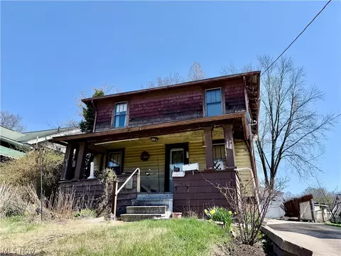 677 Eastland Ave, Akron, OH 44305