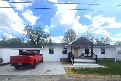 1803 Erie St, Parkersburg, WV 26101