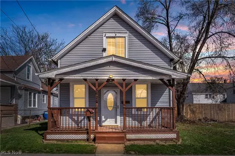 5628 Pacific Ave, Cleveland, OH 44102