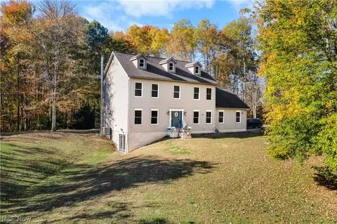 8737 Glenwood Rd, Cumberland, OH 43732