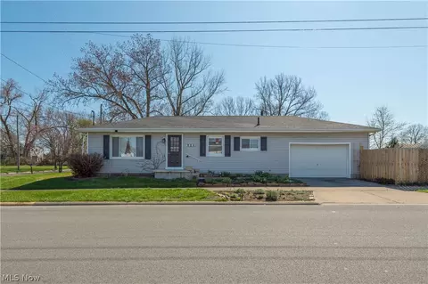 906 E Farwell St, Sandusky, OH 44870