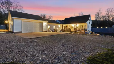 65892 Endley Rd, Cambridge, OH 43725