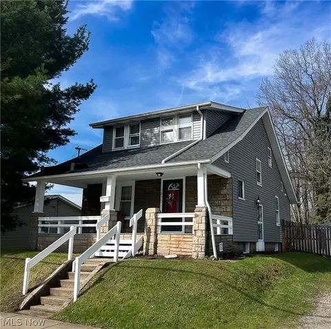 1811 Grace Ave NE, Canton, OH 44705