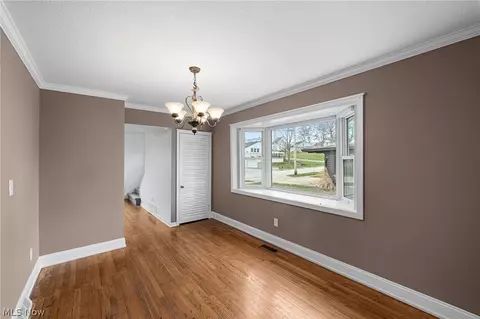 4302 Murray Ave, Willoughby, OH 44094 photo 9