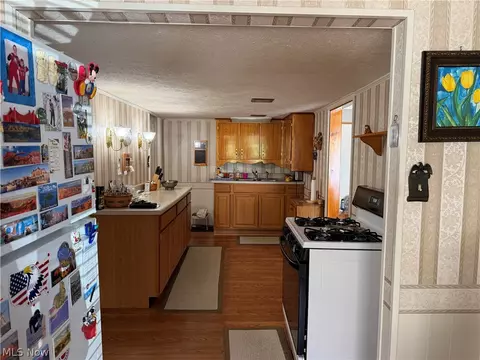 4707 E State St, Midvale, OH 44653 photo 8