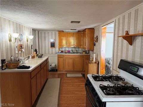4707 E State St, Midvale, OH 44653 photo 9