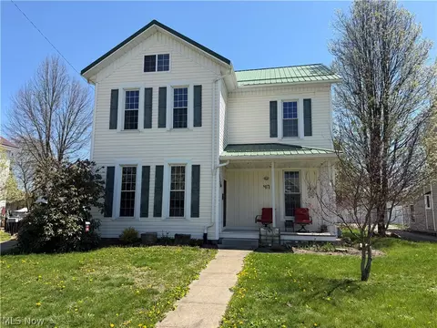 417 2nd St NE, New Philadelphia, OH 44663