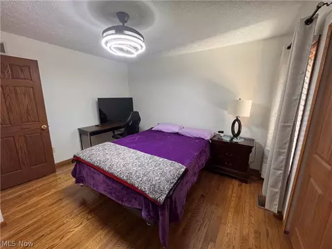 Bedroom - 1424 Loop Rd, Kent, OH 44240 photo 4 of 5