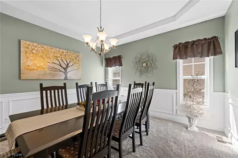 192 Shoreland Cir, Willowick, OH 44095 photo 8