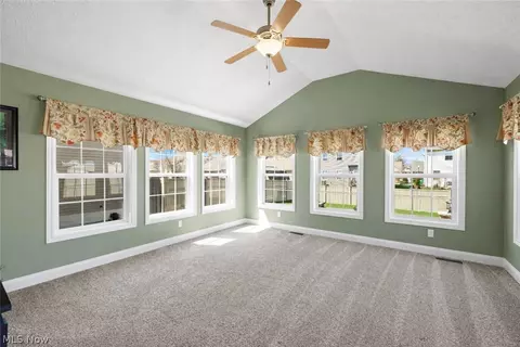 192 Shoreland Cir, Willowick, OH 44095 photo 15