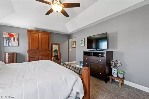 192 Shoreland Cir, Willowick, OH 44095 photo 25