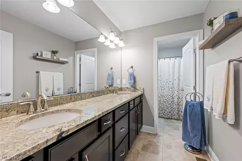 192 Shoreland Cir, Willowick, OH 44095 photo 32